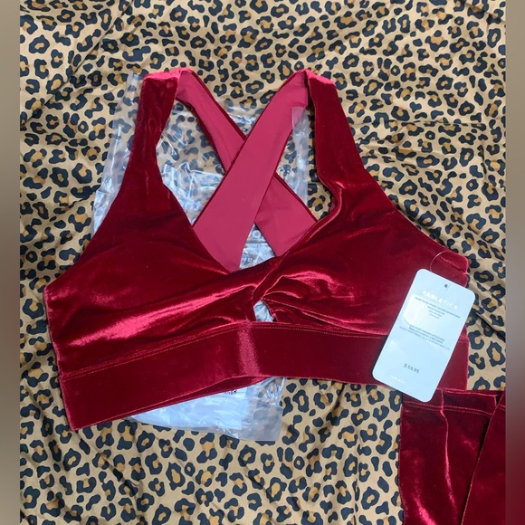 New - Picture 2 of 2